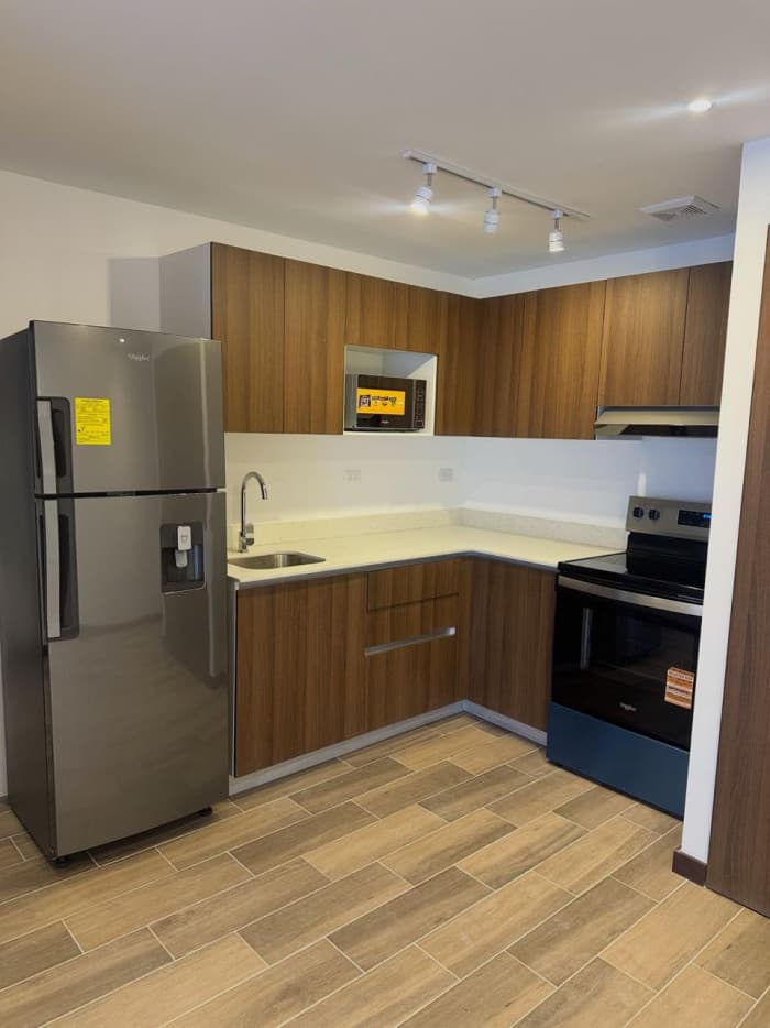 Apartamento en Venta con terraza cerca de la USAC - foto 3