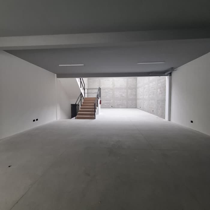Ofibodega en alquiler en Villa Canales de 201 m2 NUEVA  - foto 3