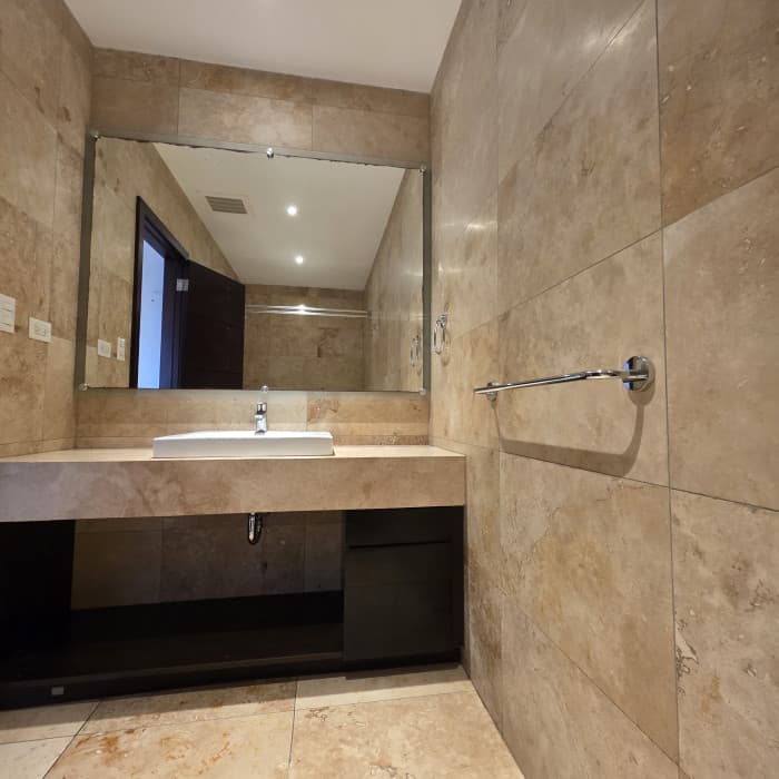 En Alquiler Apartamento en Tiffany Zona 14 - foto 12