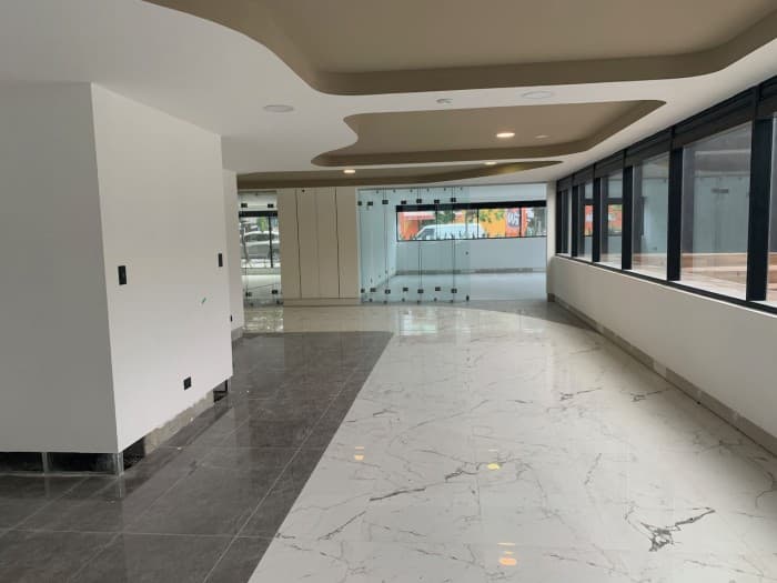 Alquiler de Clínica médica zonas 10 Guatemala - foto 4