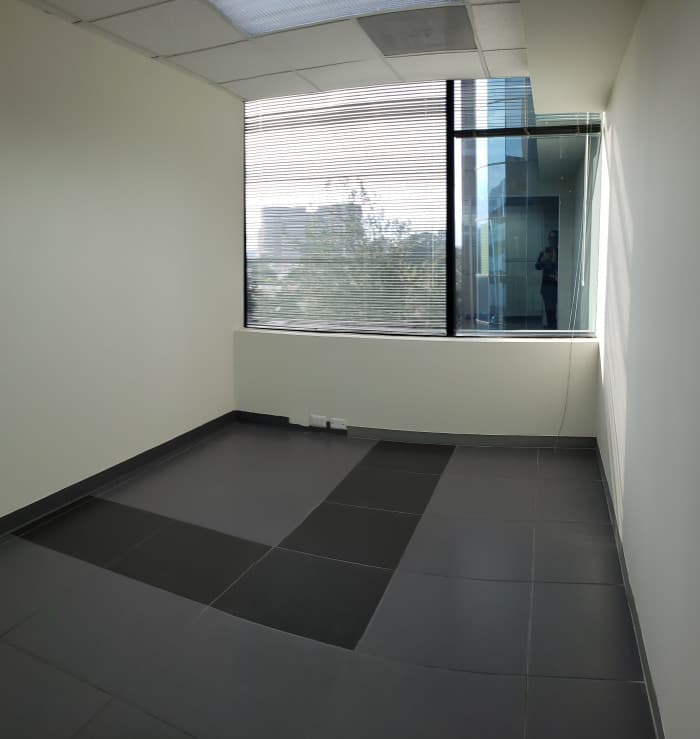 Oficina en Renta o Venta en Europlaza Zona 14 - foto 2