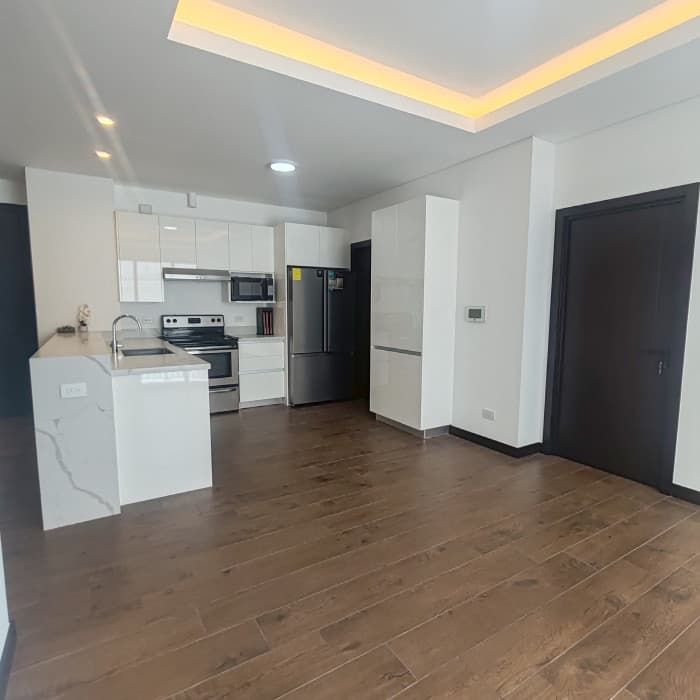 Apartamento en renta en Lirios de Cayala zona 16 - foto 4