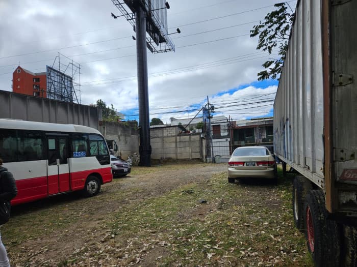 Terreno Comercial en alquiler zona 10 - foto 4