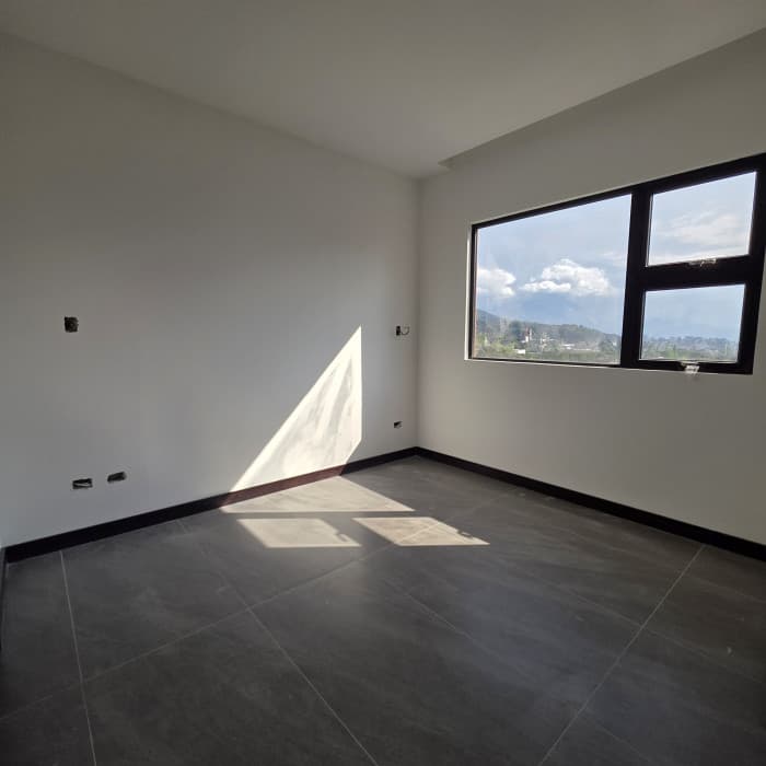 Apartamentos en Venta Zona 15 Nivel Alto - foto 3