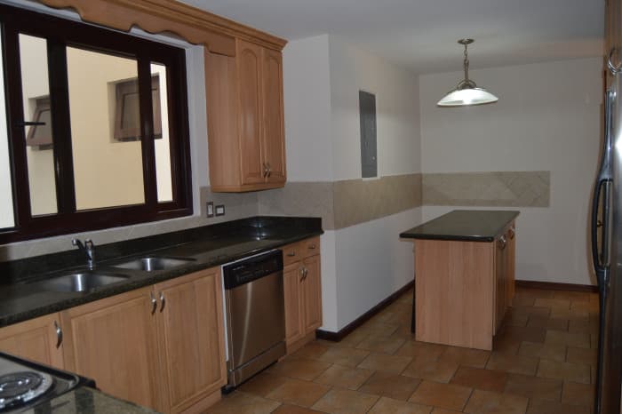 VENTA de Apartamento EN ZONA 10 Oakland  - foto 3