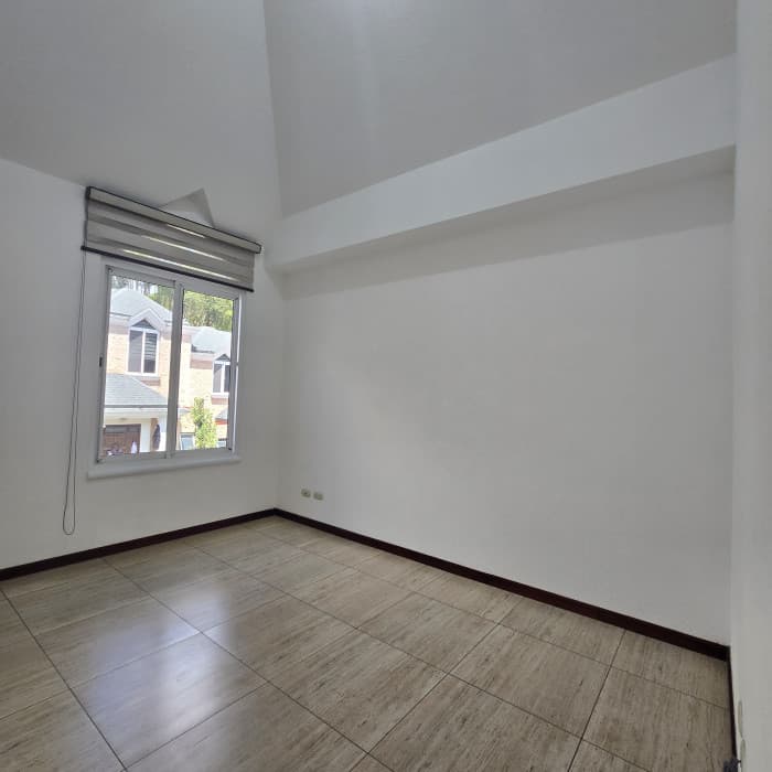 Alquiler hermosa casa en condominio en zona 10 - foto 23