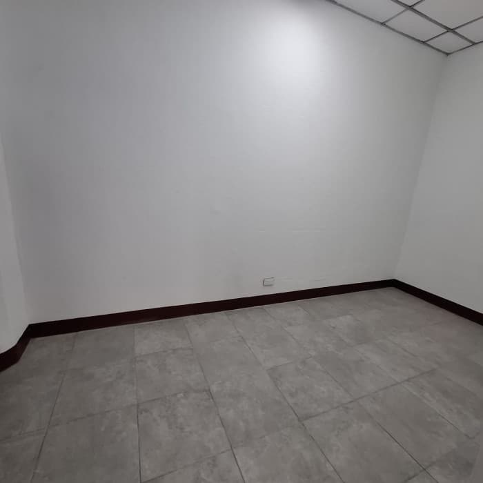Casa de renta de uso comercial en zona 1 Guatemala - foto 4