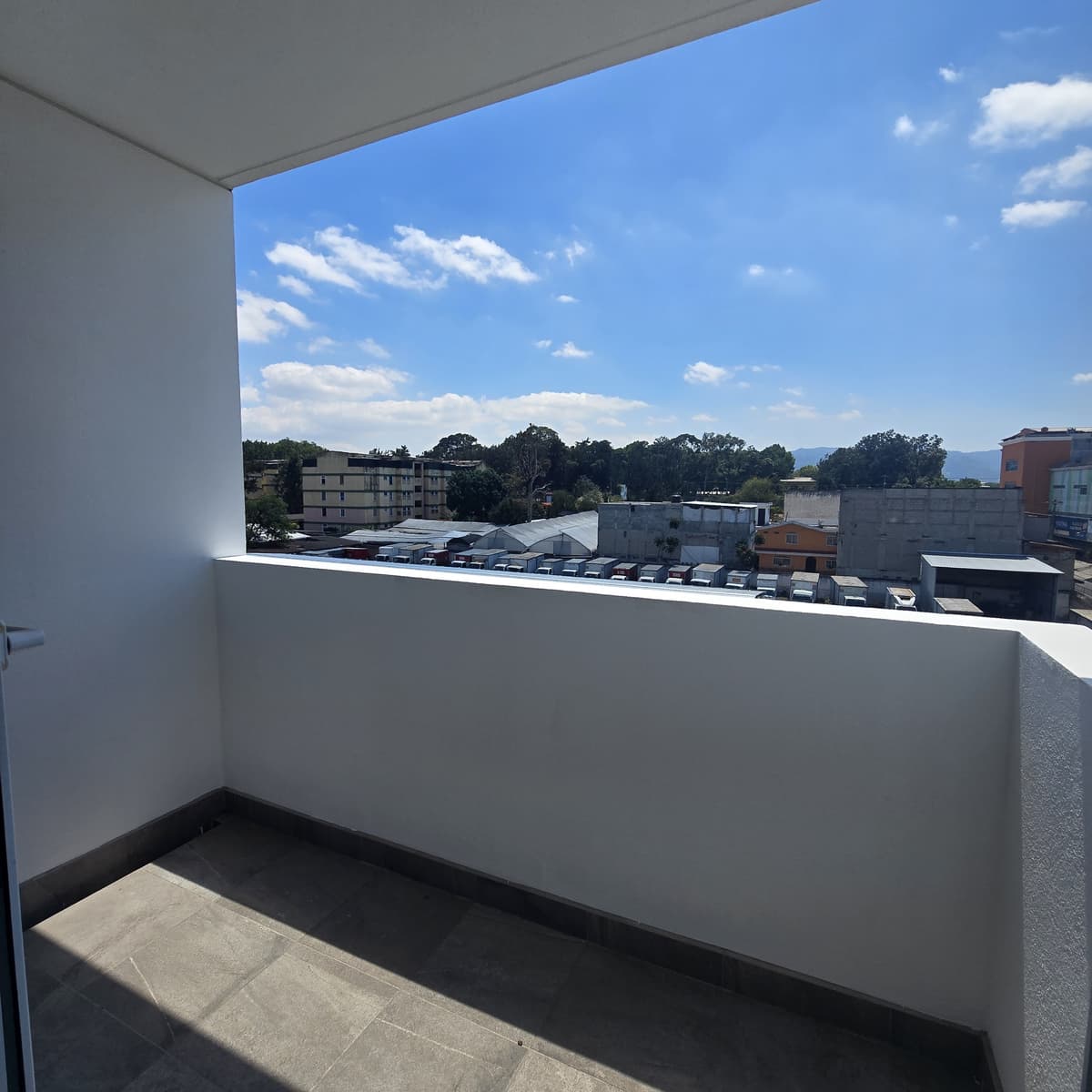 Apartamento en Renta en zona 12 Guatemala - foto 4