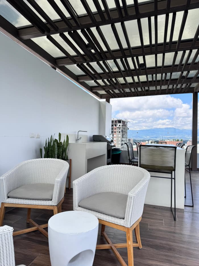 Apartamento Amueblado Renta o venta Casa Clara Zona 10 - foto 2