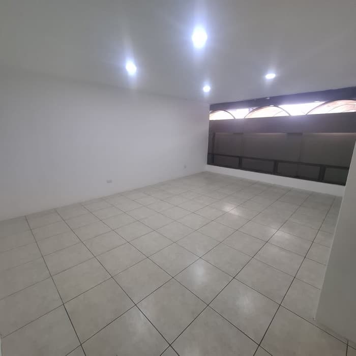 Oficina Comercial en Renta en Zona 10Ciudad de Guatemala - foto 4