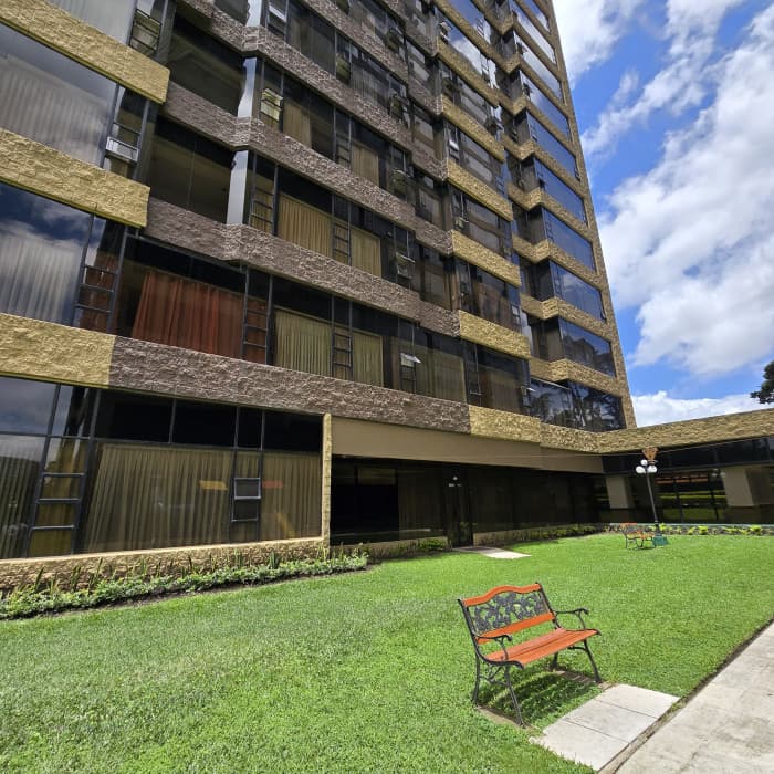 En Renta apartamento amueblado en zona 10 Guatemala - foto 3