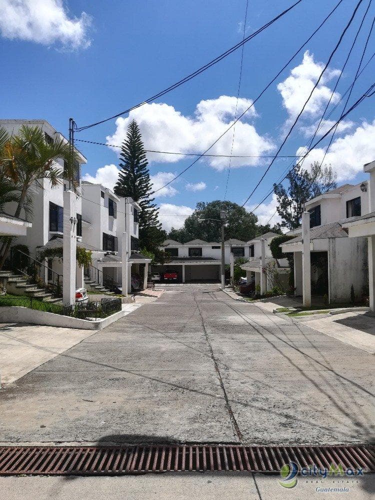 Casa en Venta dentro Residencial en  San Cristobal  - foto 2