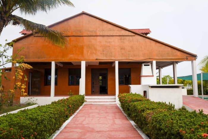 Chalet vacacional en venta y renta en Monterrico - foto 2