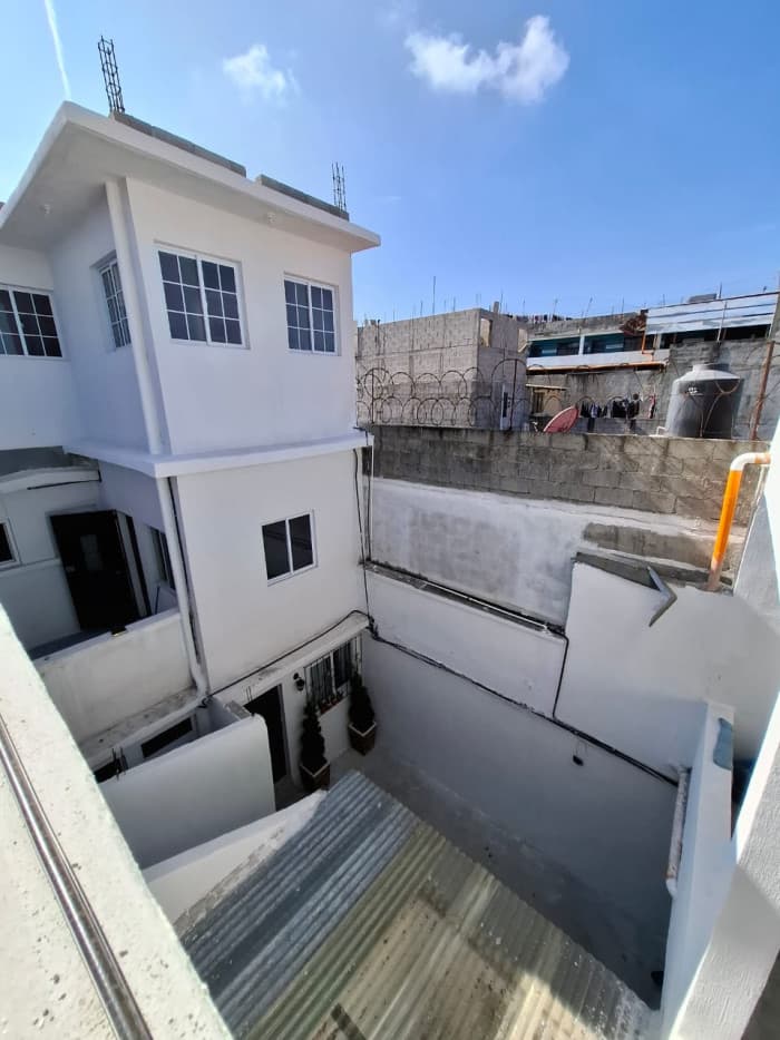 En venta edificio con 7 apartamentos en Zona 7 - foto 2