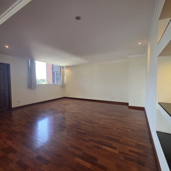 Apartamento en renta en Zona 14 Ciudad de Guatemala - foto 4