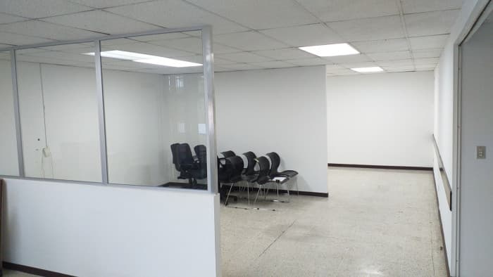 En Renta oficina en Aristos Reforma zona 9 - foto 2