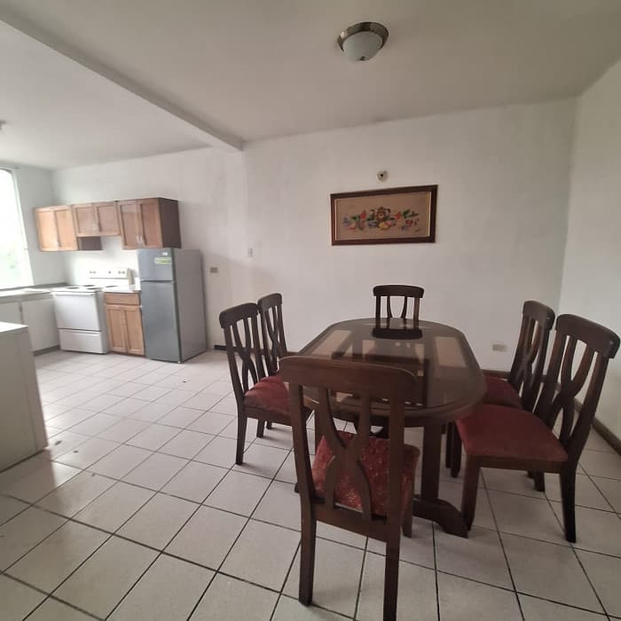 Apartamento Amueblado en Renta en Zona 12 - foto 2