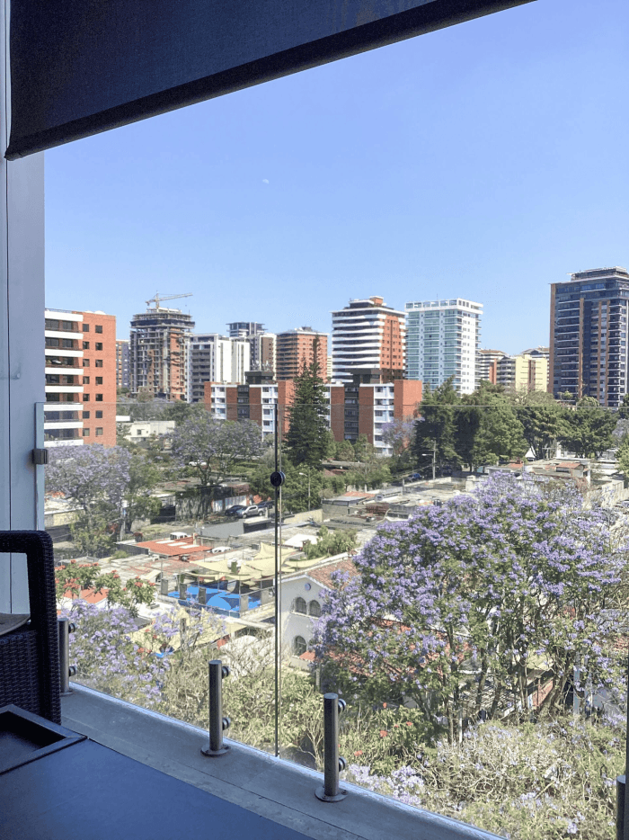 Apartamento amueblado en renta en zona 13 Narama - foto 2