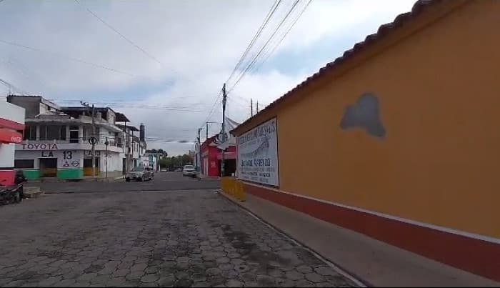 Casa comercial en esquina en Chiquimula Guatemala - foto 4