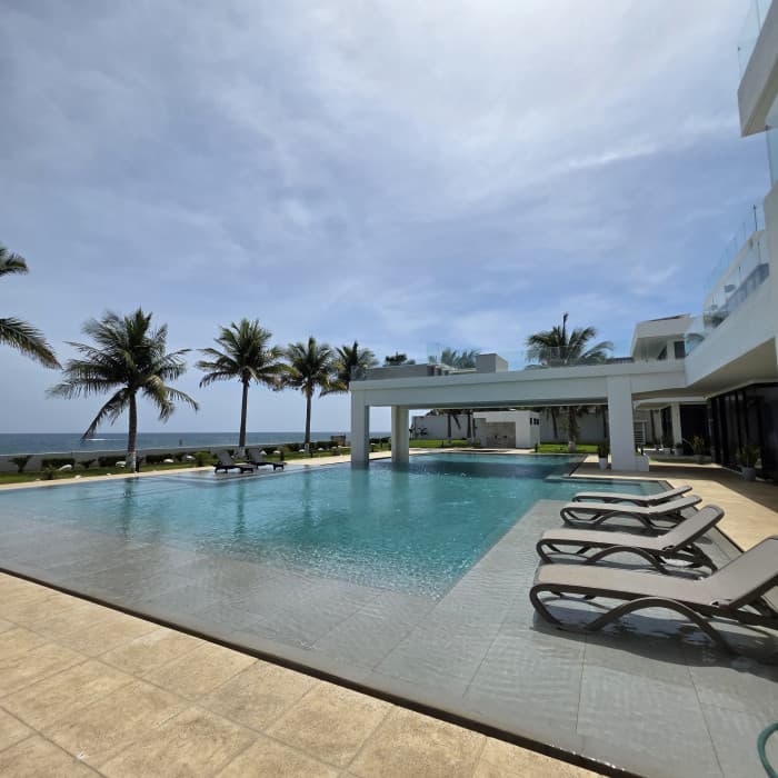 Exclusiva y Lujosa Casa venta frente al Mar Monterrico - foto 2