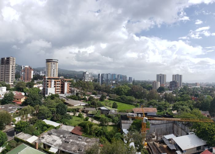 Pent House amueblado en venta lindas vistas zona 15  - foto 3