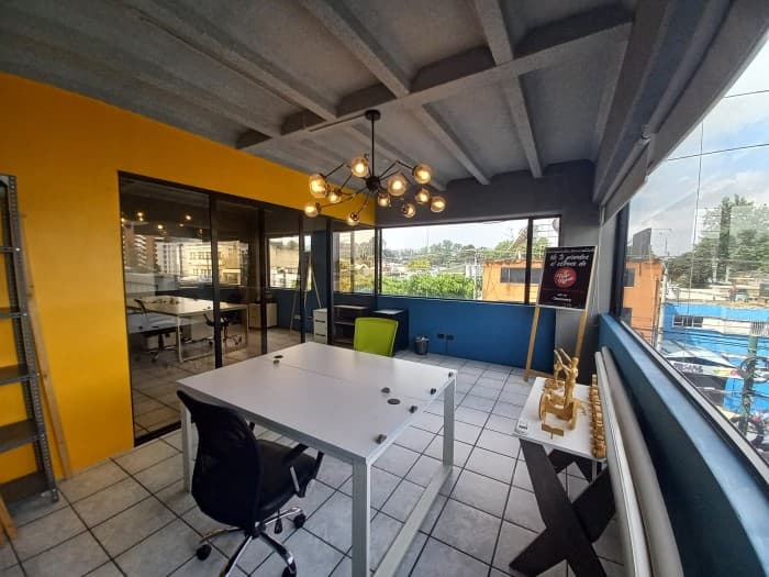 En Venta oficina en Plaza Buró zona 10 Guatemala - foto 4