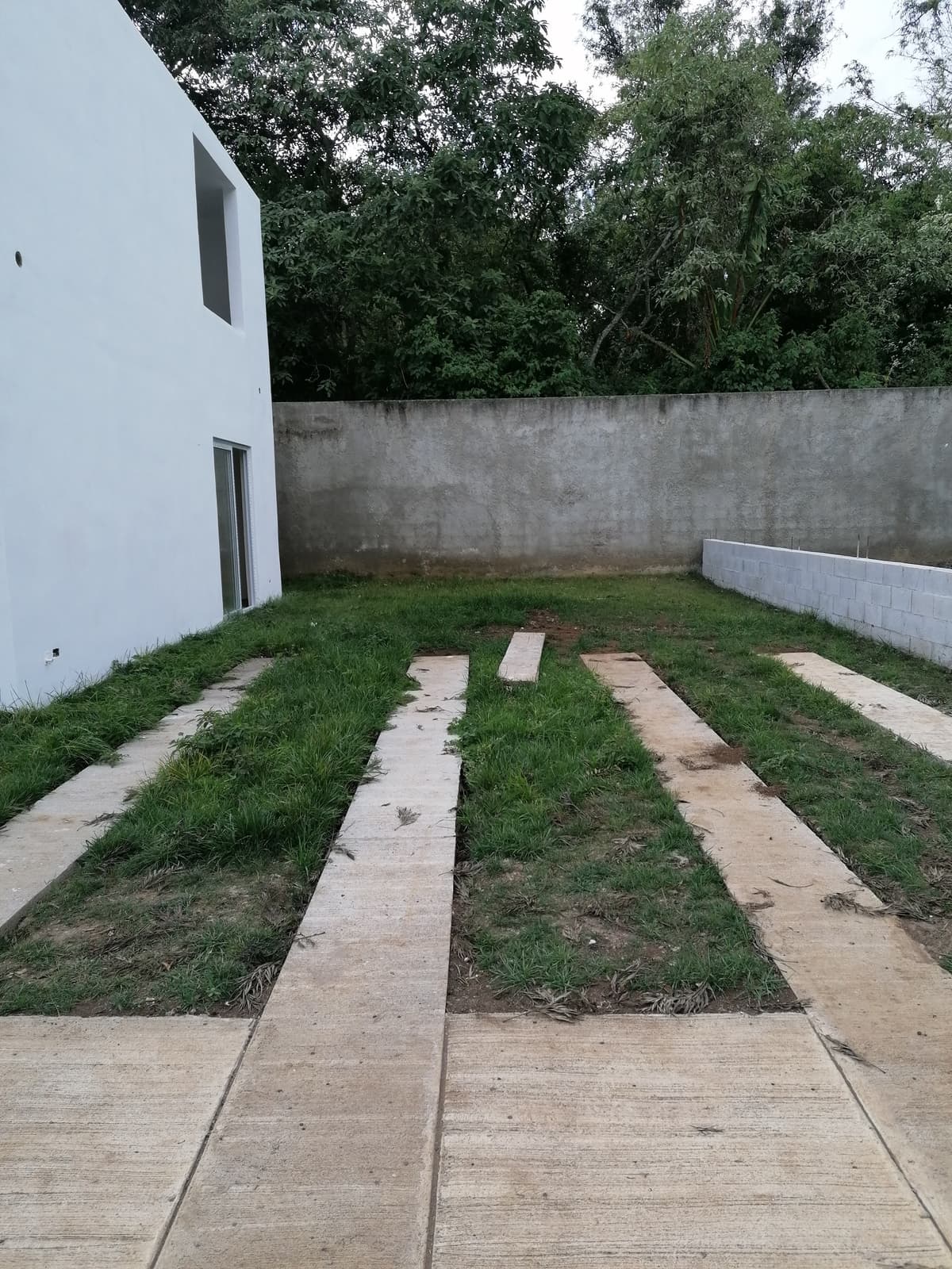 Casa en Venta en Carretera a Santa Elena Barillas - foto 2