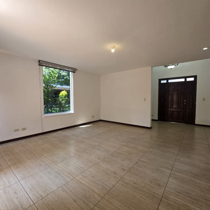 Alquiler hermosa casa en condominio en zona 10 - foto 7