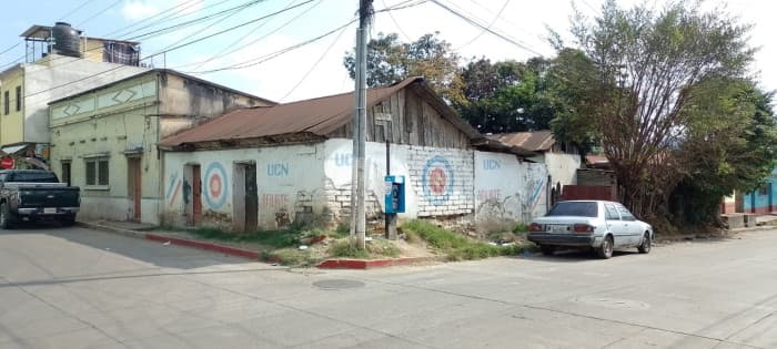 Casa-Terreno en venta para uso comercial en Barberena - foto 4