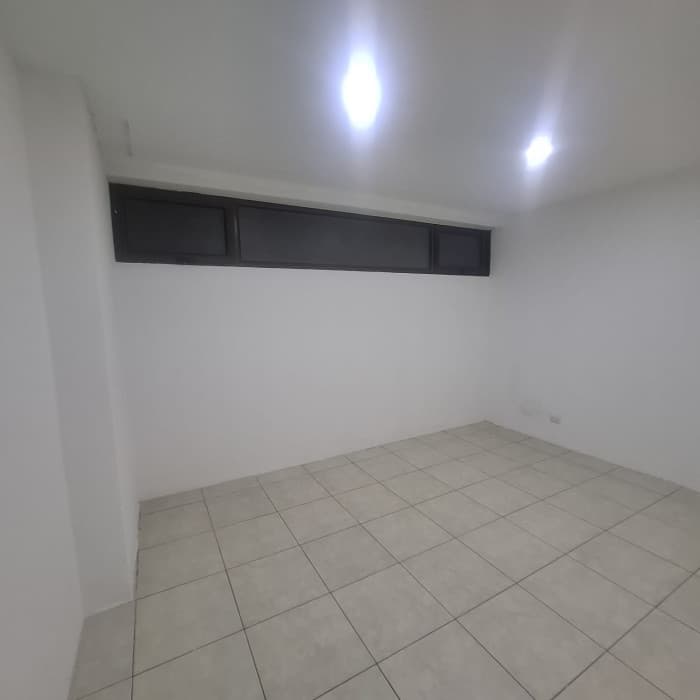 Oficina en Renta en Zona 10 Guatemala | Espacio Comercial - foto 3