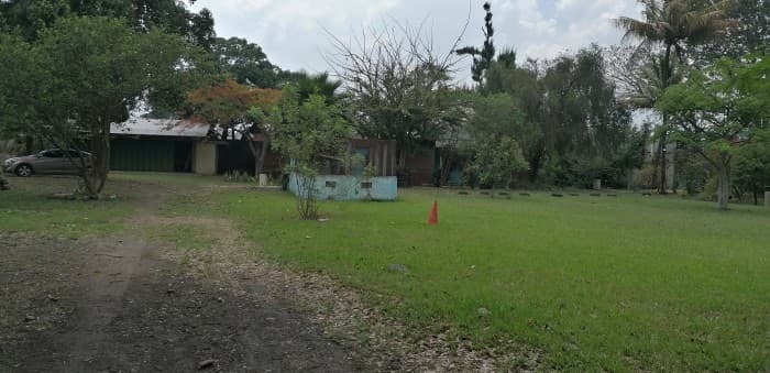 Venta  Chalet terreno grande Amatitlan 10000 vrs - foto 2