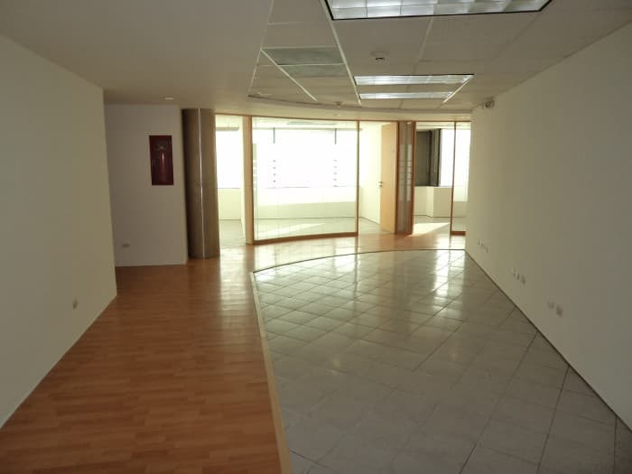 En Renta Oficina en Zona 14 Europlaza Guatemala - foto 4