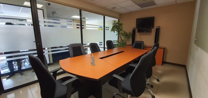 Oficina 848mts. en venta Design zona 10 para inversión  - foto 3
