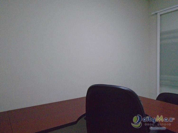 Se renta oficina en zona 10, muy bien ubicada!! - foto 3