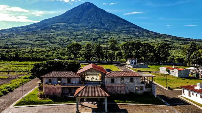 En venta Casa en los Franciscanos Antigua Guatemala  - foto 2