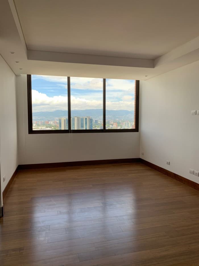 Apartamento en zona 15 venta edificio Apice  - foto 3