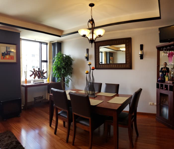 Apartamento amueblado en renta en zona 10 - foto 2