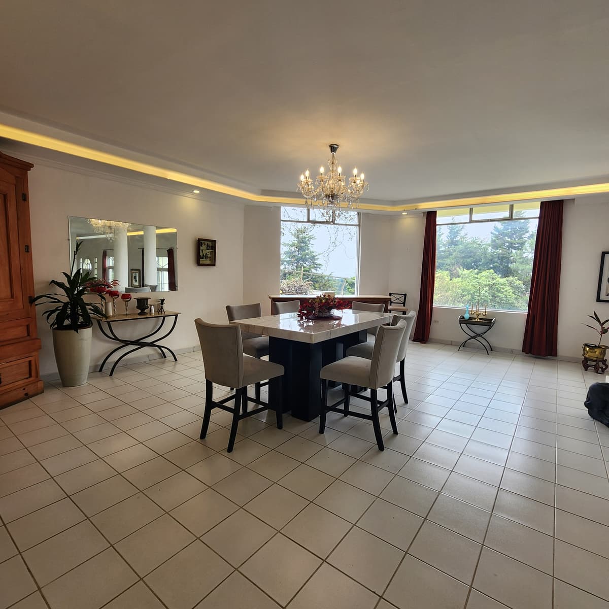 Exclusiva Casa en Venta en Arrazola Ciudad Guatemala - foto 4