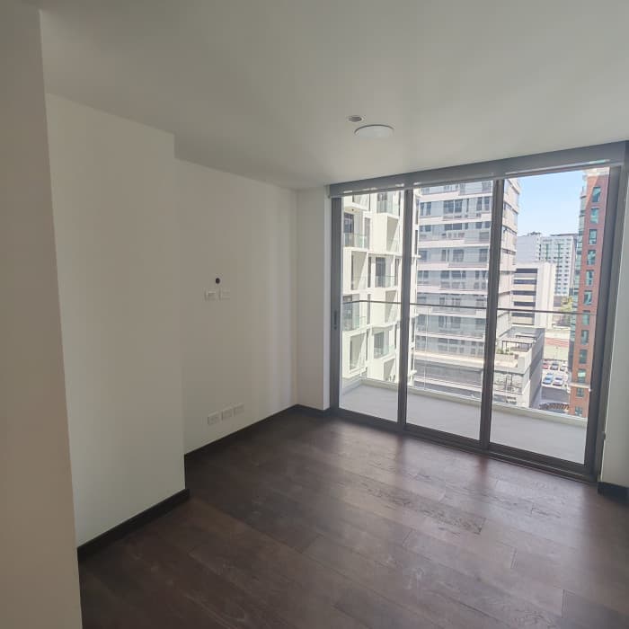 Apartamento Nuevo 1 habitacion en renta Zona 10  - foto 2