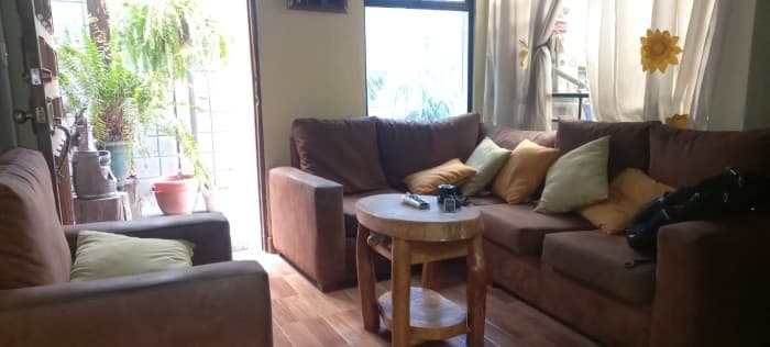 Casa con bodega en venta en zona 2 de Mixco Alvarado - foto 3