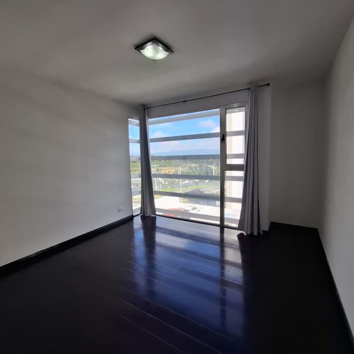 En Renta Apartamento en zona 16 Guatemala - foto 11
