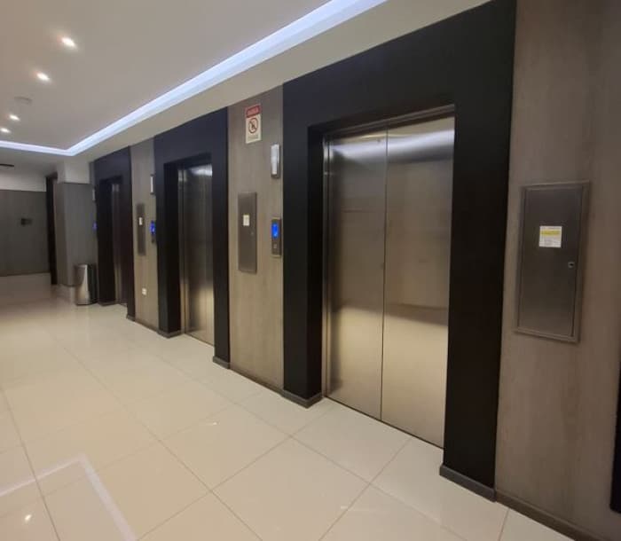 Oficina en Venta en Zona 14 - Burgó - foto 3