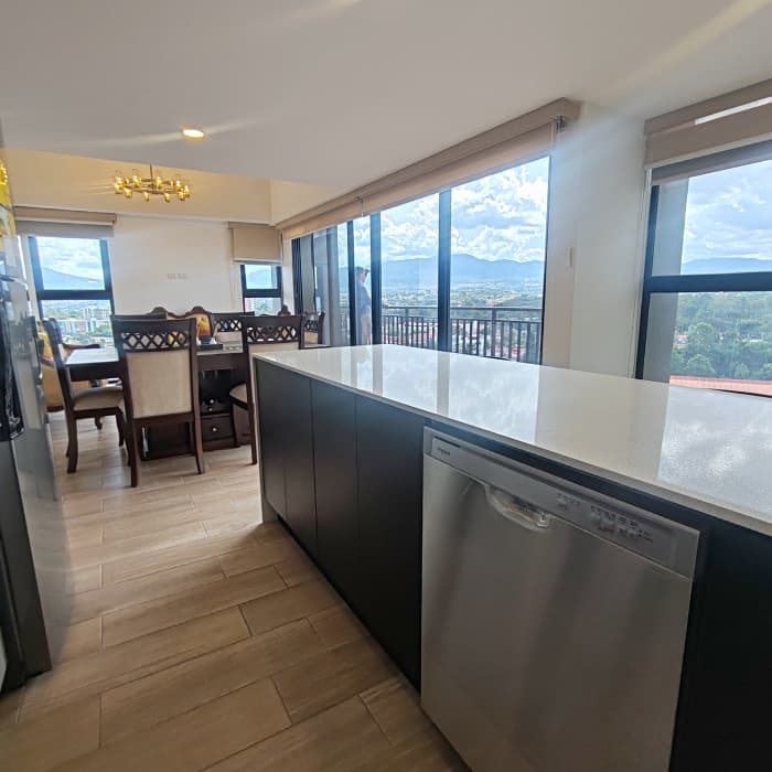 Apartamento Amueblado en Renta en Zona 11 Altaire - foto 5