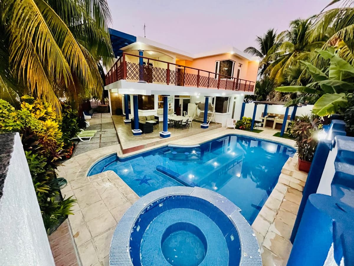 Espectacular Casa en Venta en Alta Mar Puerto San José - foto 3