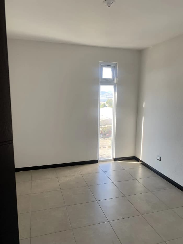 En Venta Apartamento En Villasol Zona 12 - foto 2