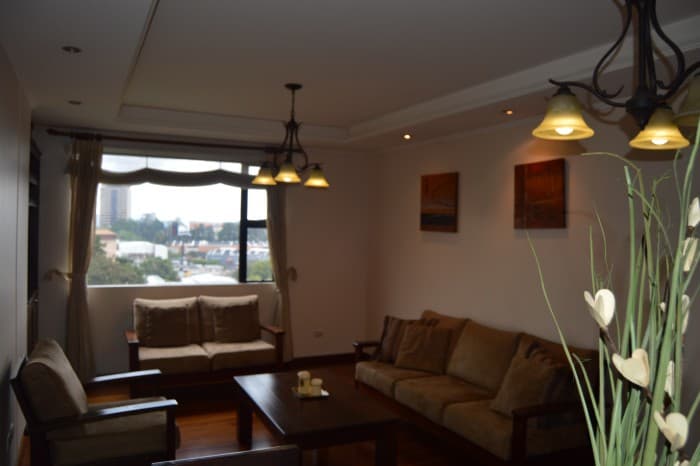 Apartamento amueblado en renta en zona 10 Guatemala - foto 3