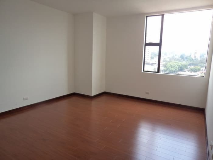 apartamento a la venta en zona 15 VH II - foto 3
