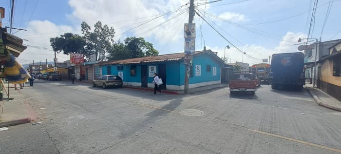 Casa o Local de esquina en San José Pinula en renta - foto 2