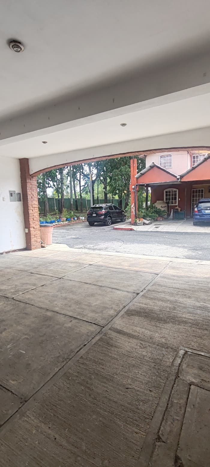 Hermosa Casa en Venta en Colinas de Monte Maria Sur!!!! - foto 2