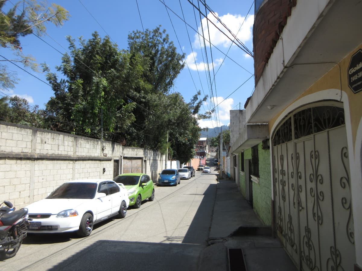 Casa en Venta bien Ubicada en Boca Del Monte.  - foto 2